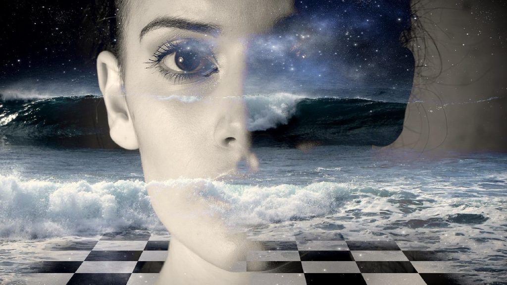 mulher oceano universo xadrez